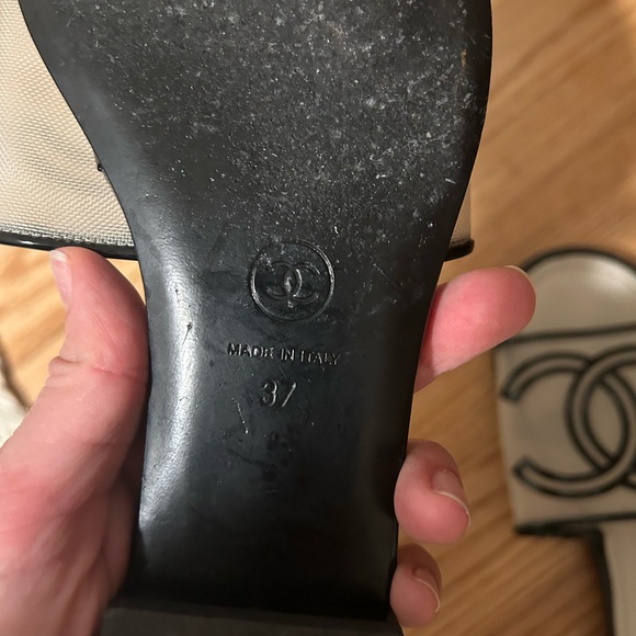 Chanel slides - Picture 7 of 8